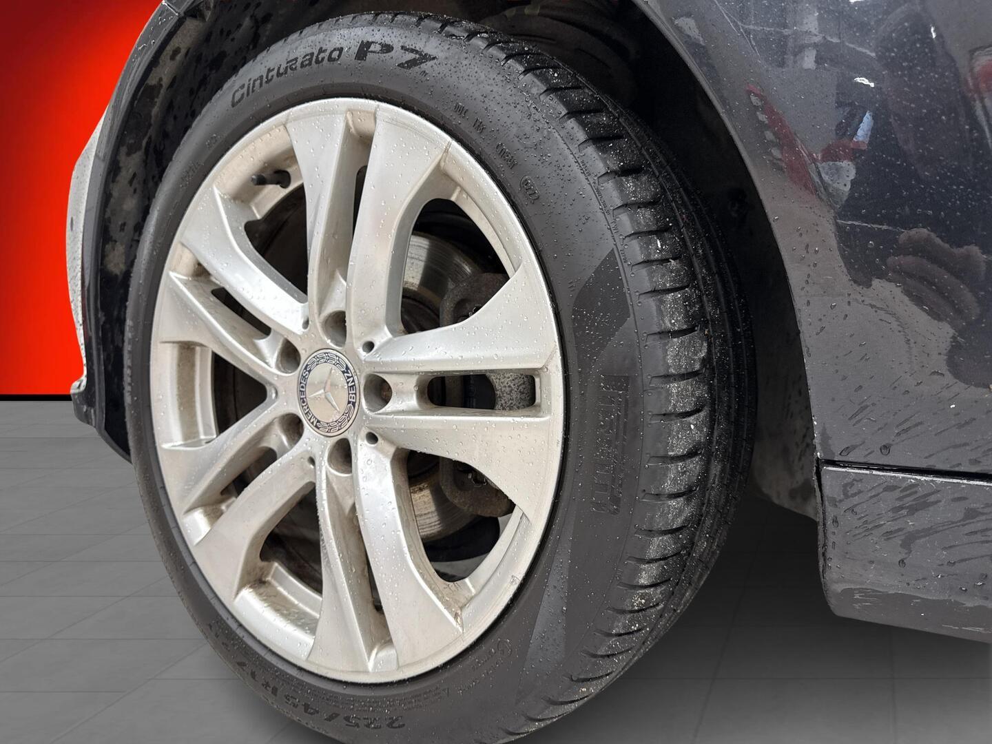 MERCEDES-BENZ C 2011