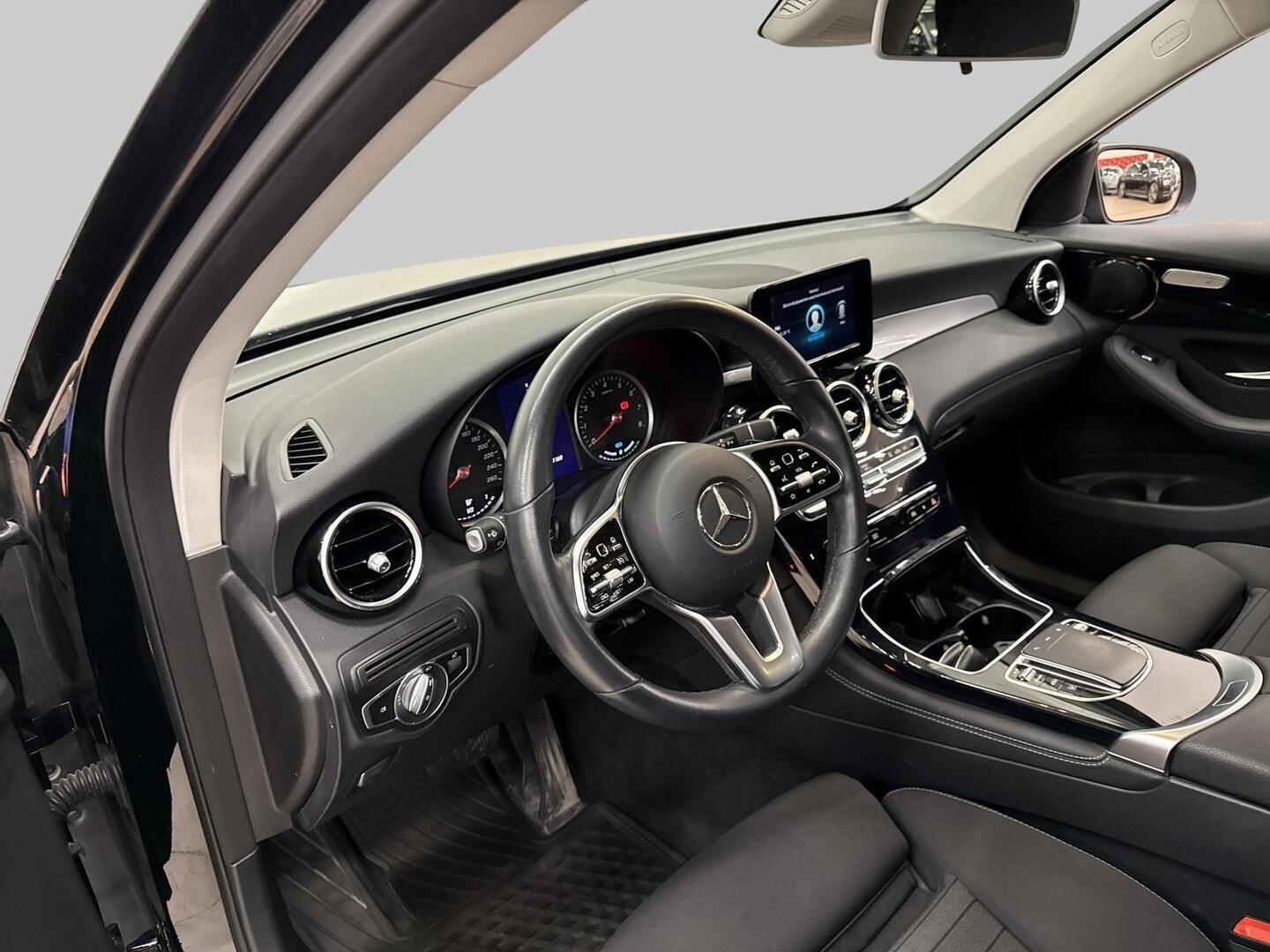 MERCEDES-BENZ GLC 2020