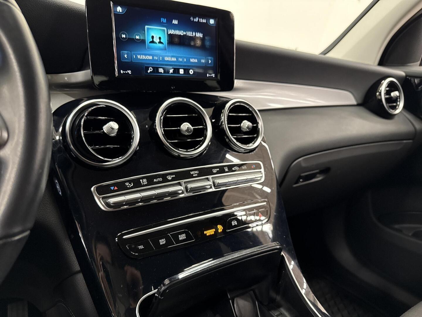 MERCEDES-BENZ GLC 2020