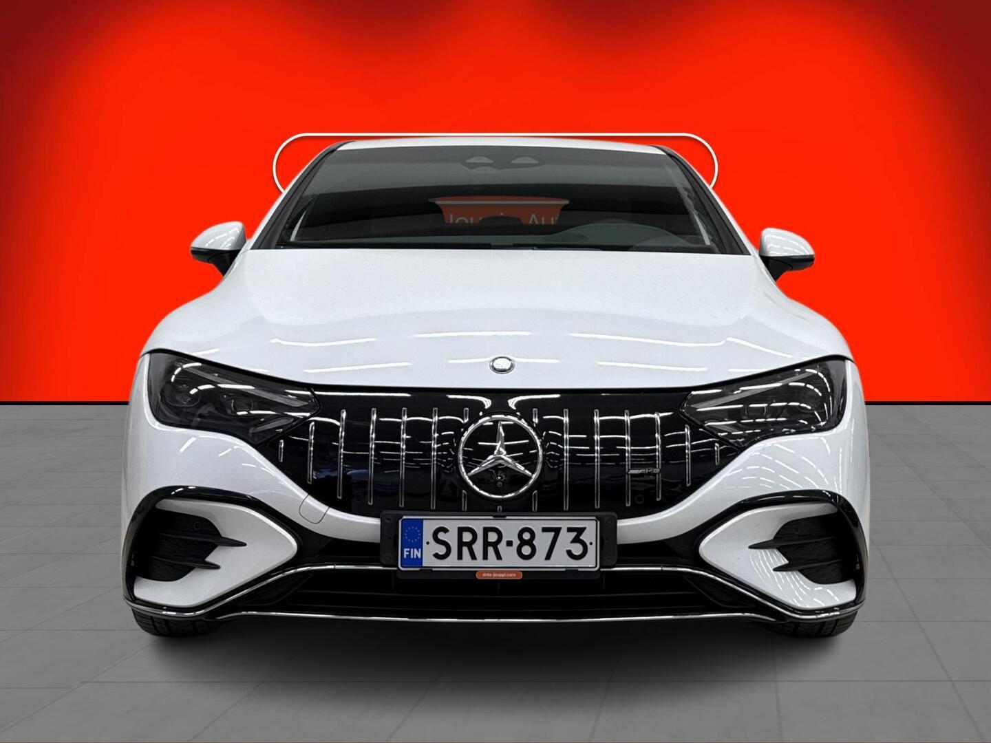 MERCEDES-BENZ EQE 2024