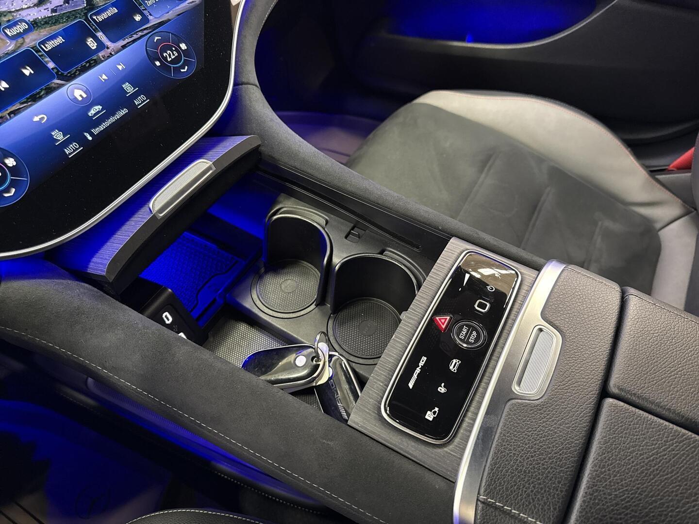 MERCEDES-BENZ EQE 2024