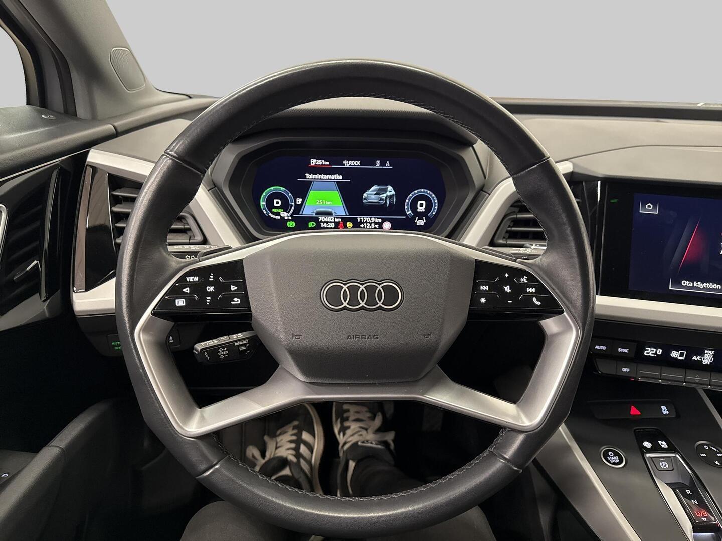 AUDI Q4 E-TRON 2022