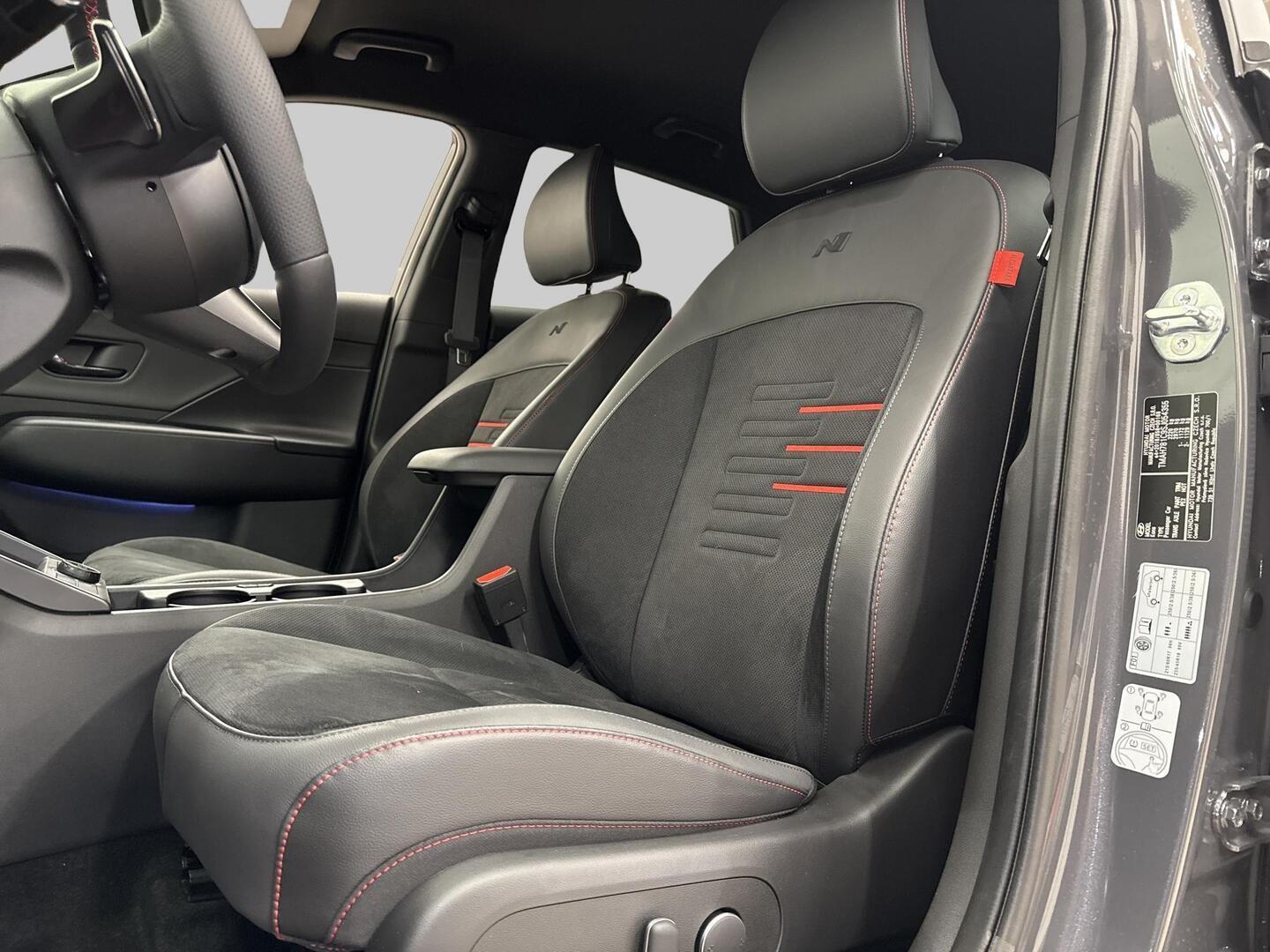 HYUNDAI KONA ELECTRIC 2025