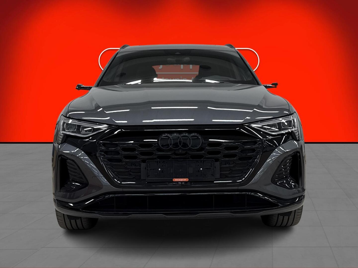 AUDI Q8 E-TRON 2023