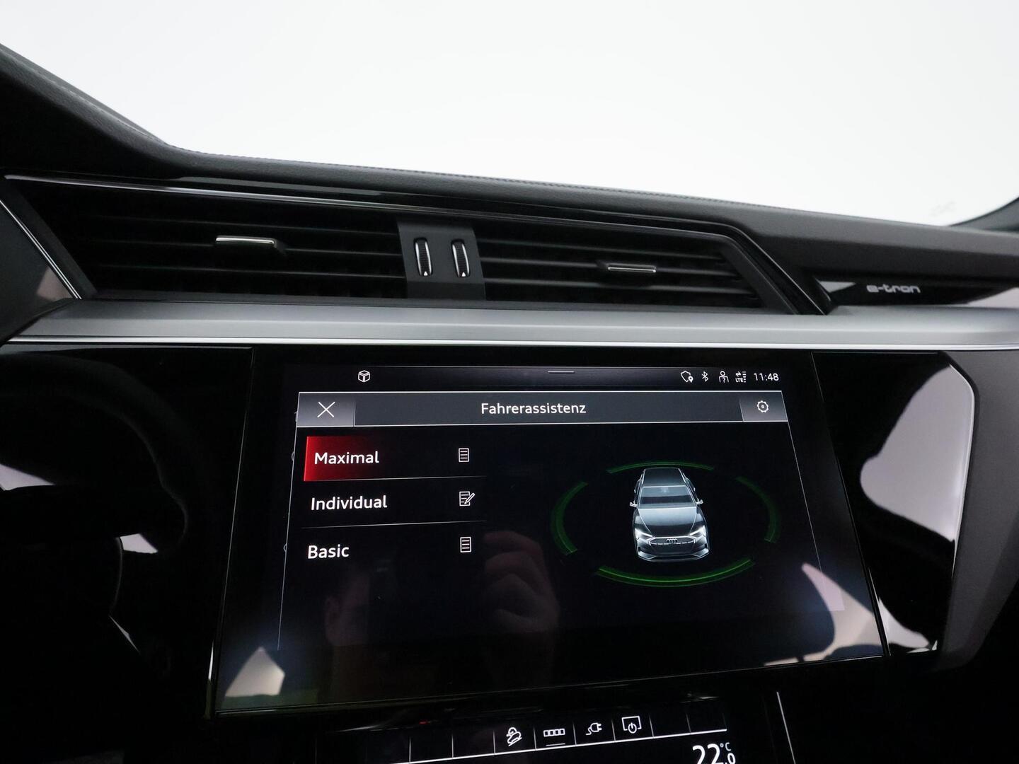 AUDI E-TRON 2023
