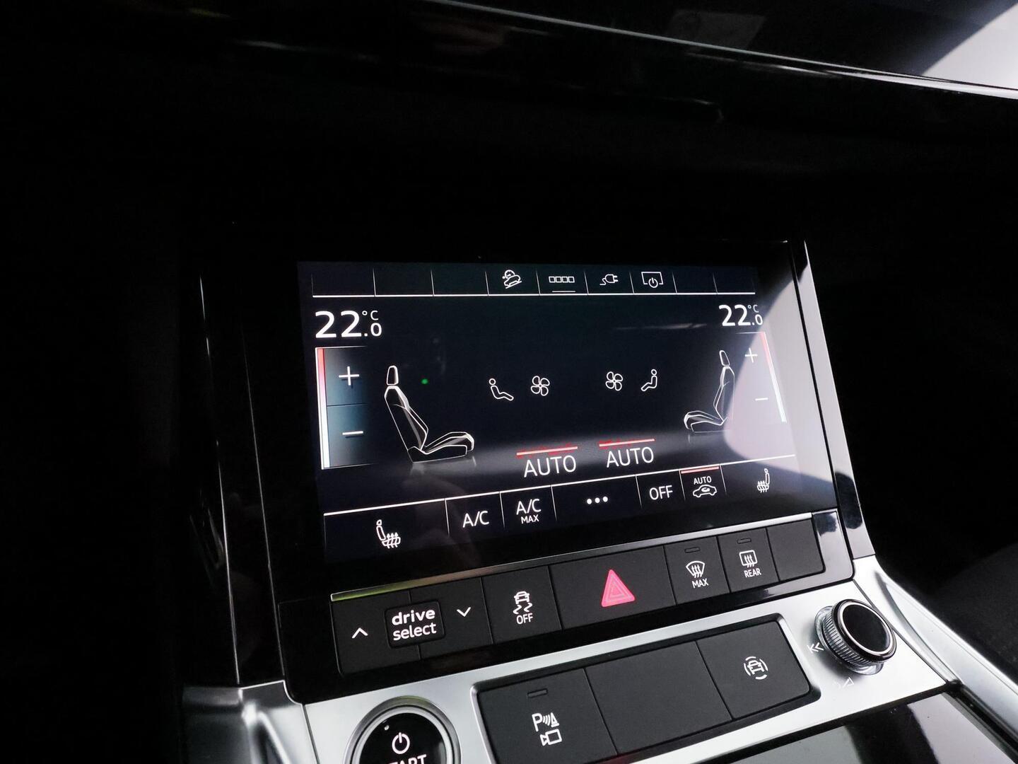 AUDI E-TRON 2023