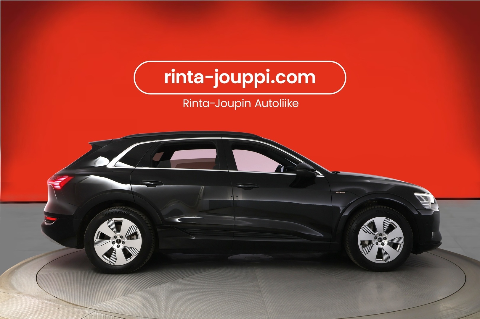 AUDI E-TRON 2023