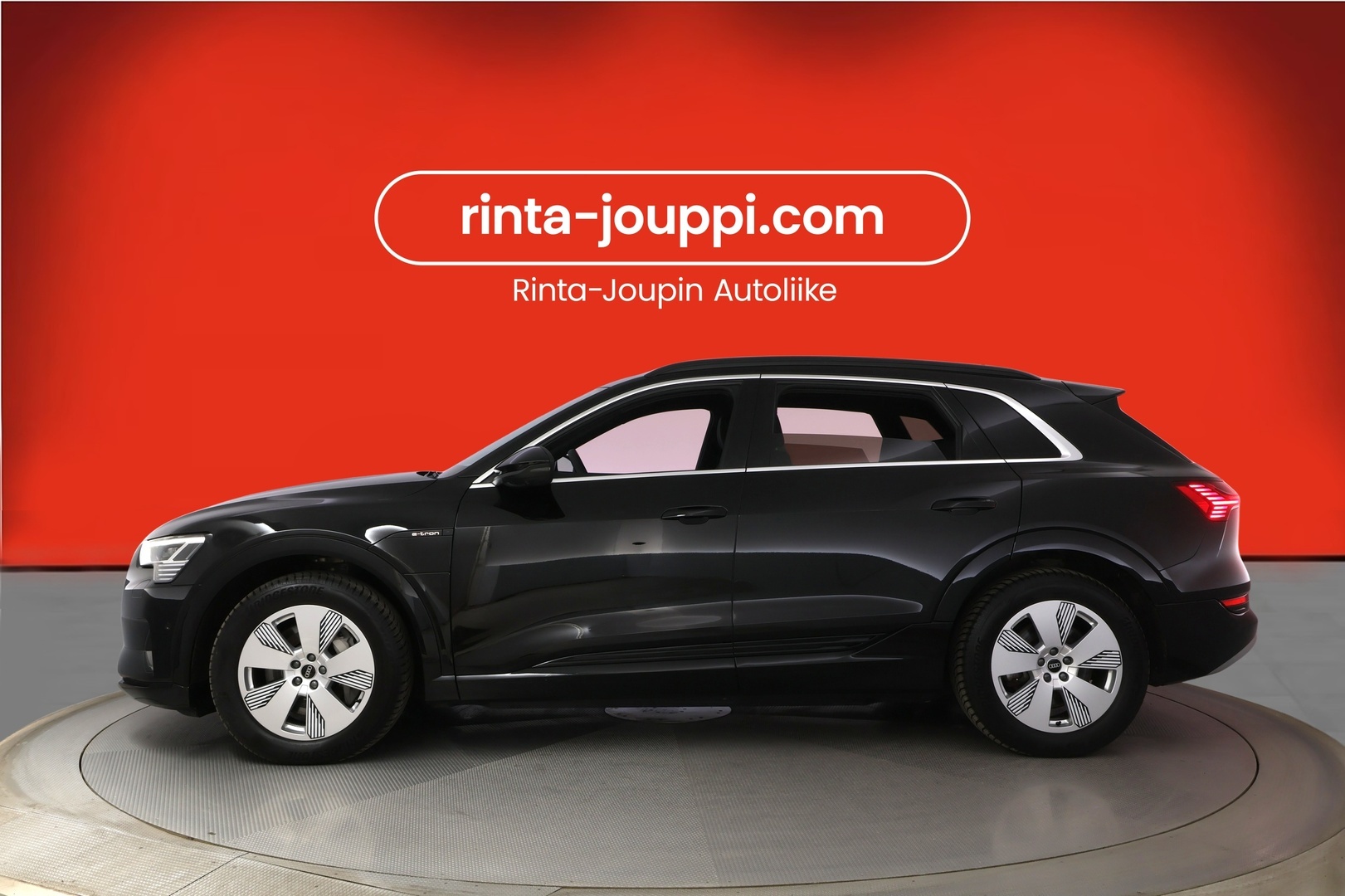 AUDI E-TRON 2023