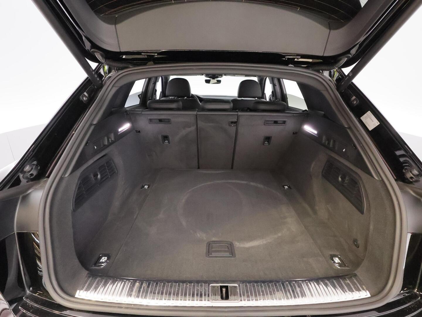 AUDI E-TRON 2023