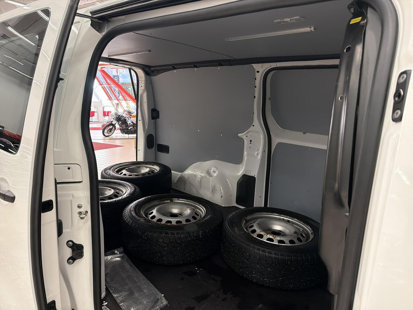 TOYOTA Proace 2021