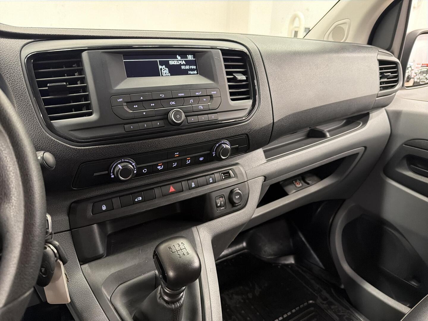 TOYOTA Proace 2021
