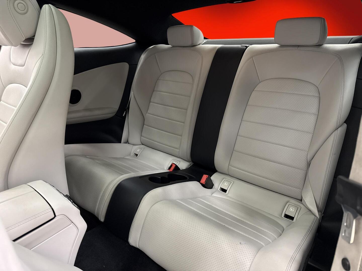 MERCEDES-BENZ C 2017