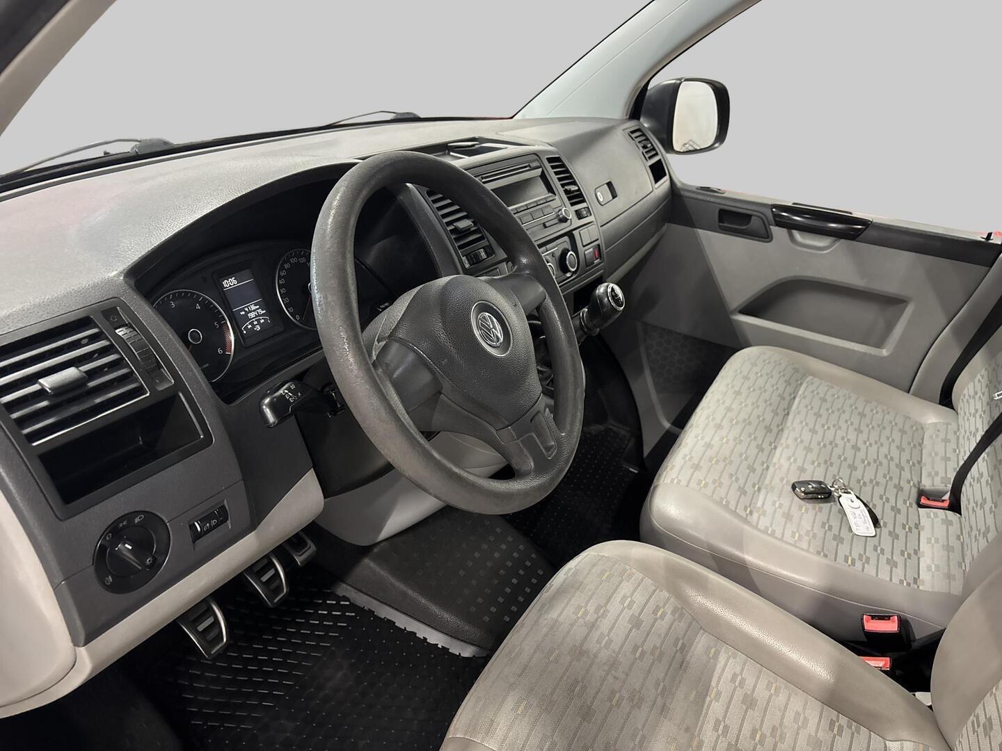 VOLKSWAGEN Transporter 2012