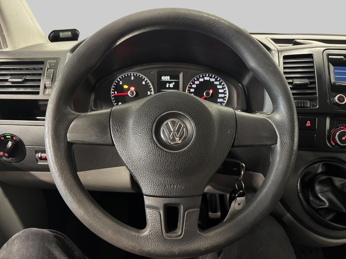 VOLKSWAGEN Transporter 2012