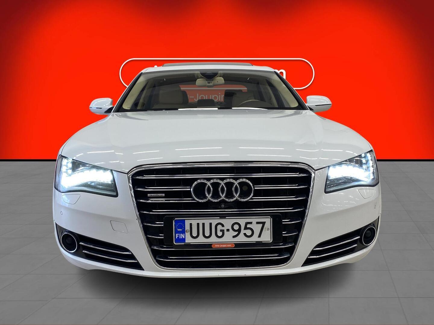 AUDI A8 2012