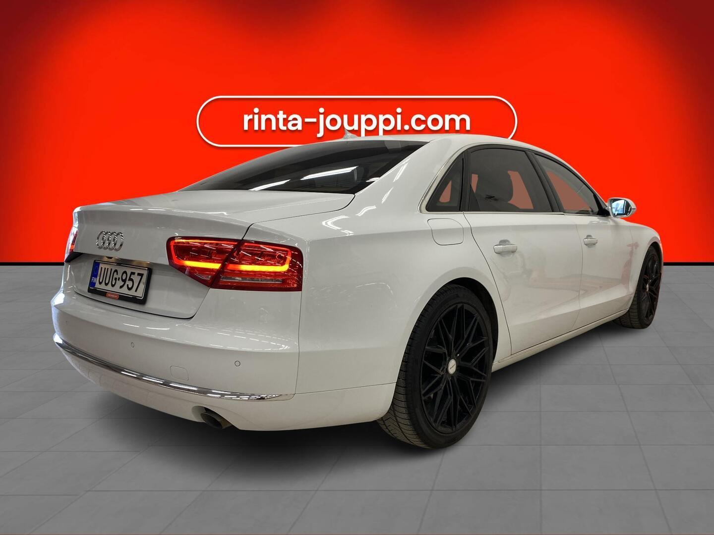 AUDI A8 2012