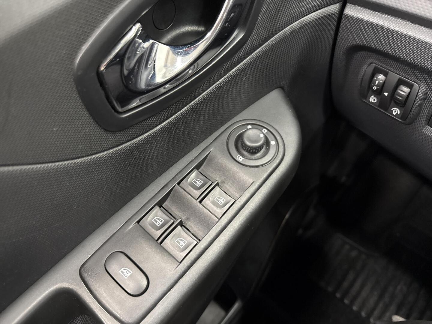 RENAULT Captur 2013