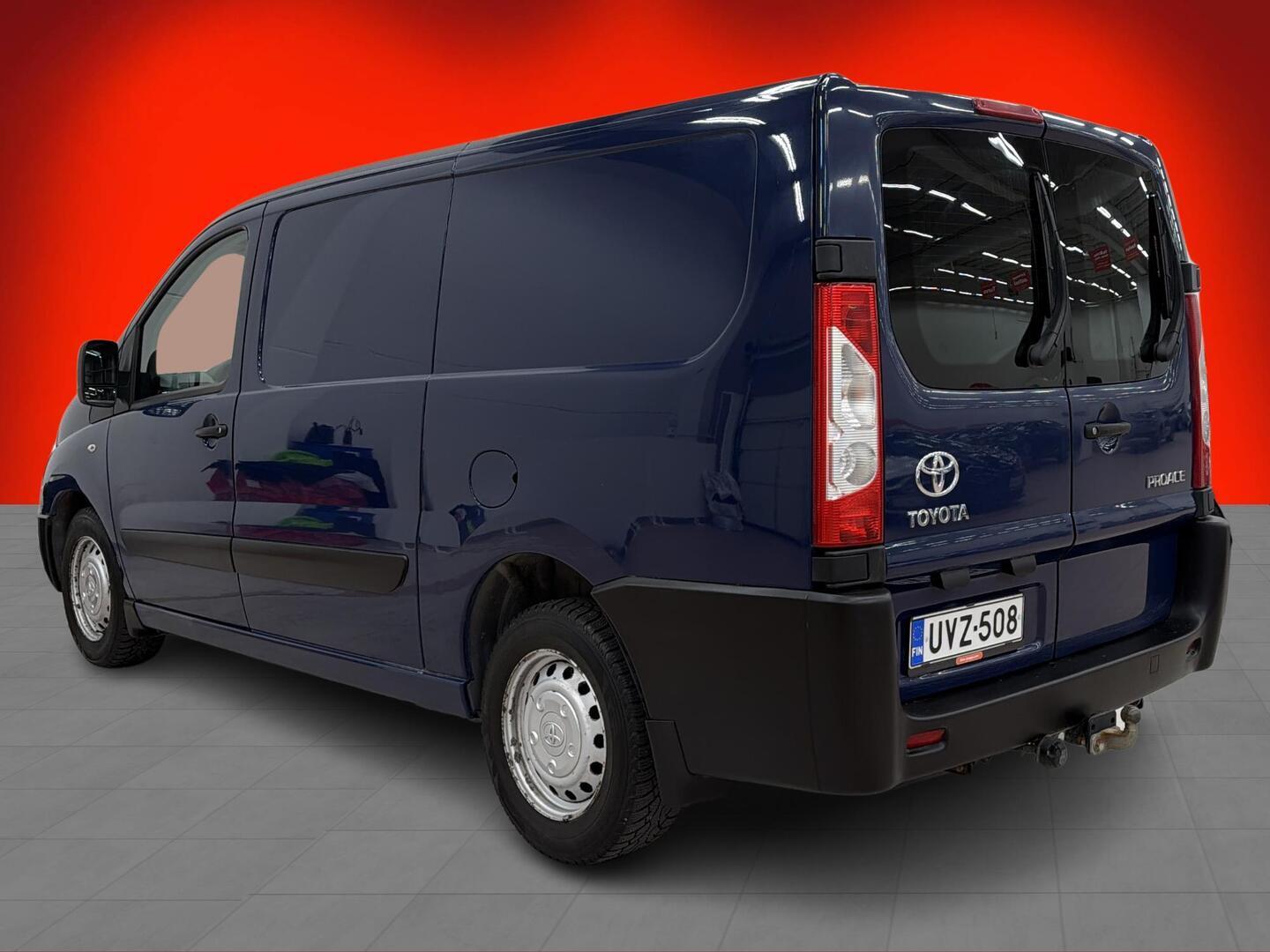 TOYOTA Proace 2013