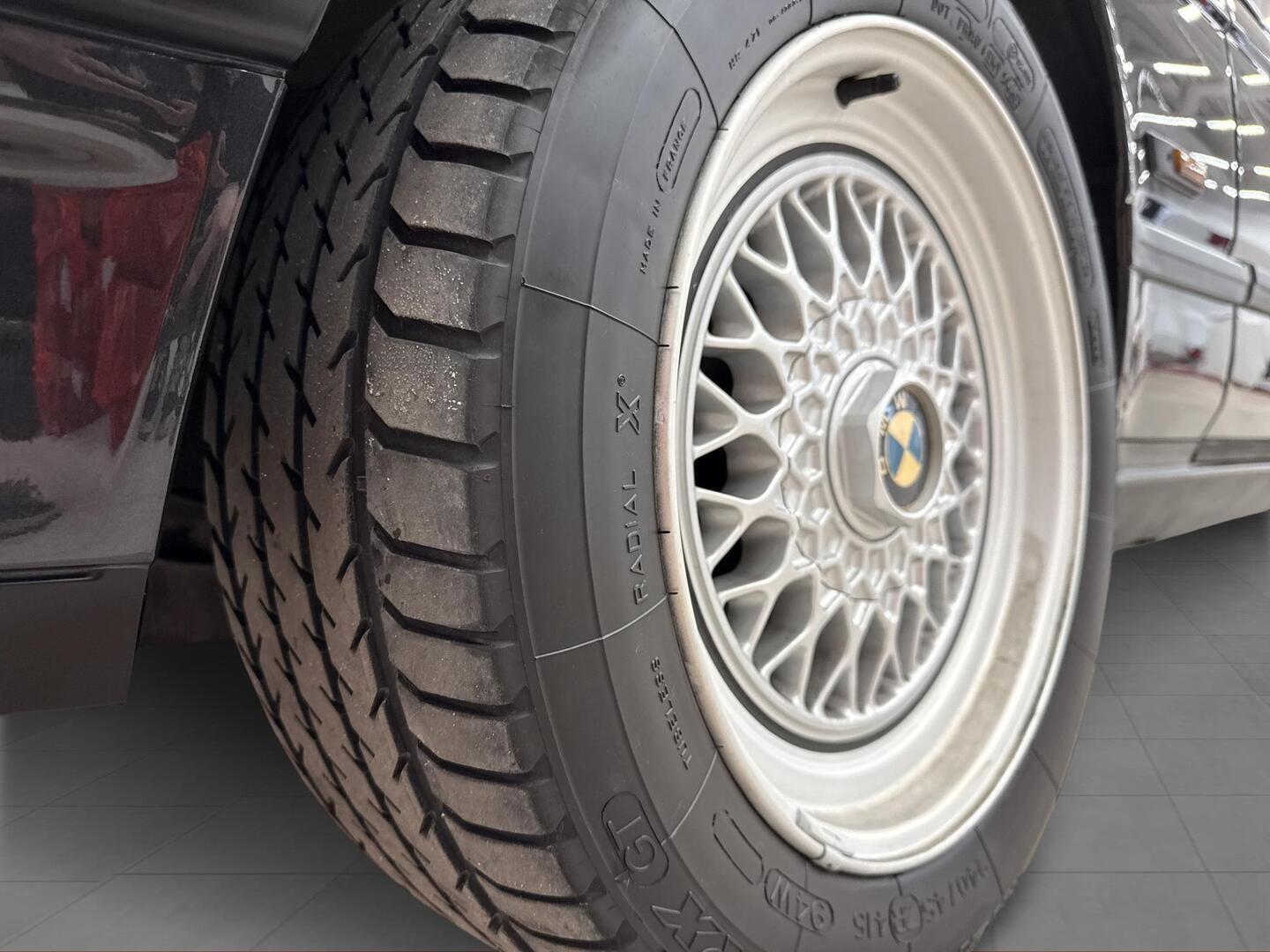 BMW 735 1987