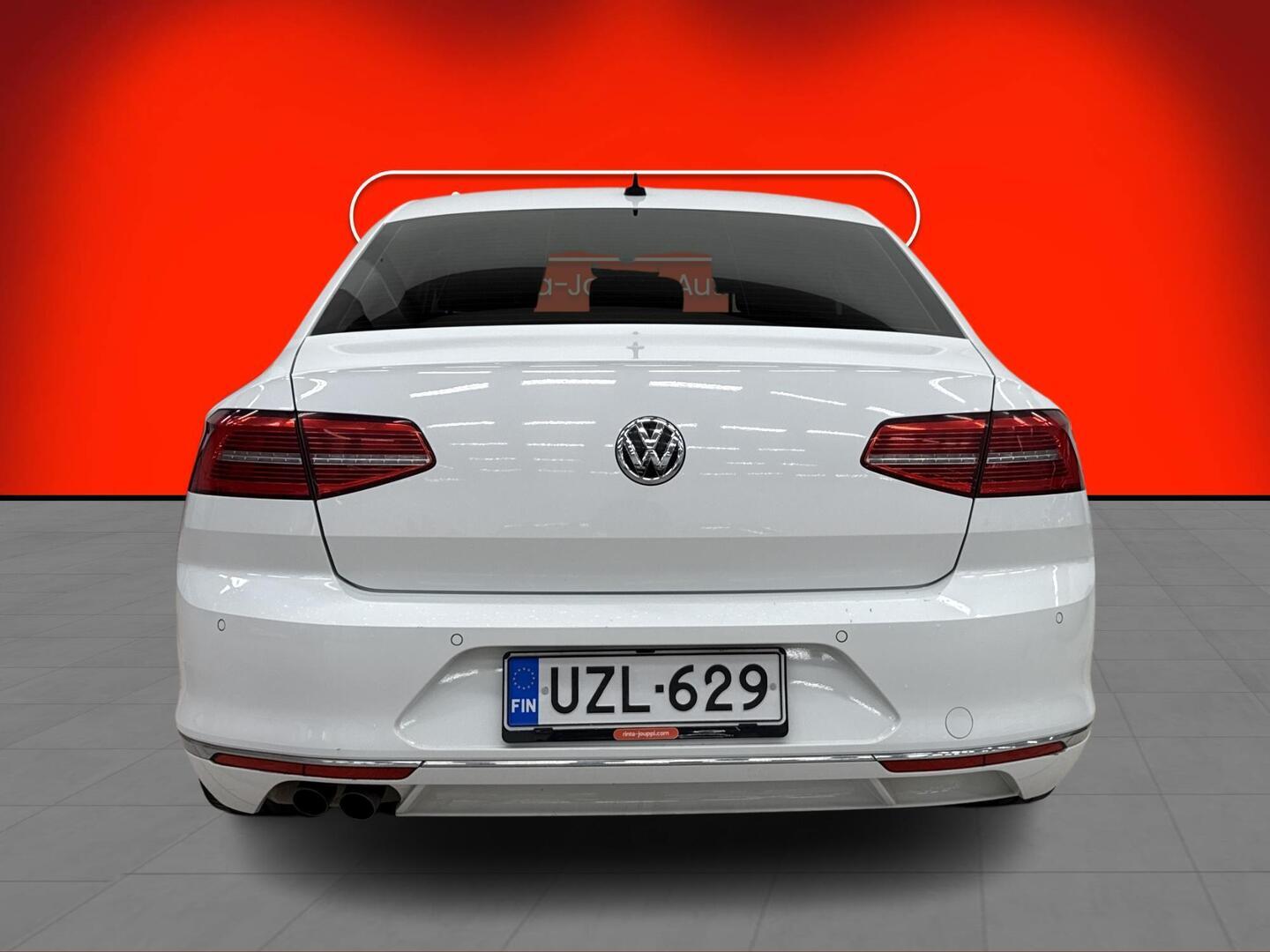 VOLKSWAGEN Passat 2017