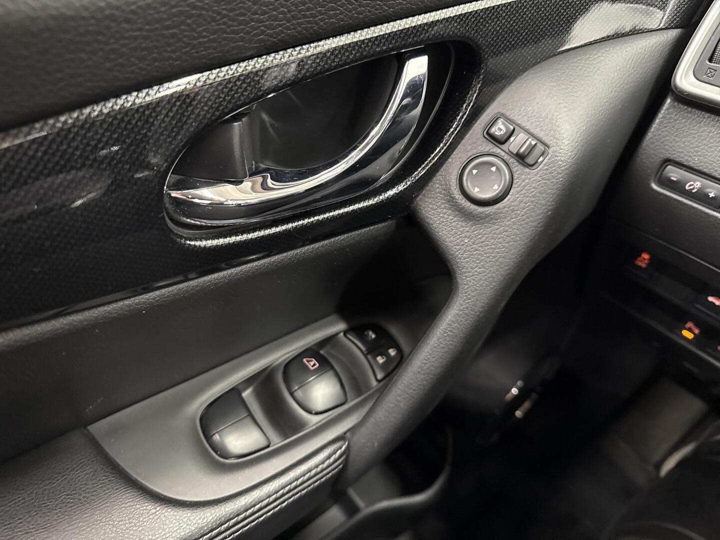 NISSAN X-Trail 2015