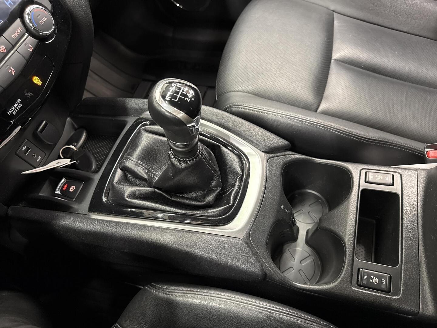 NISSAN X-Trail 2015
