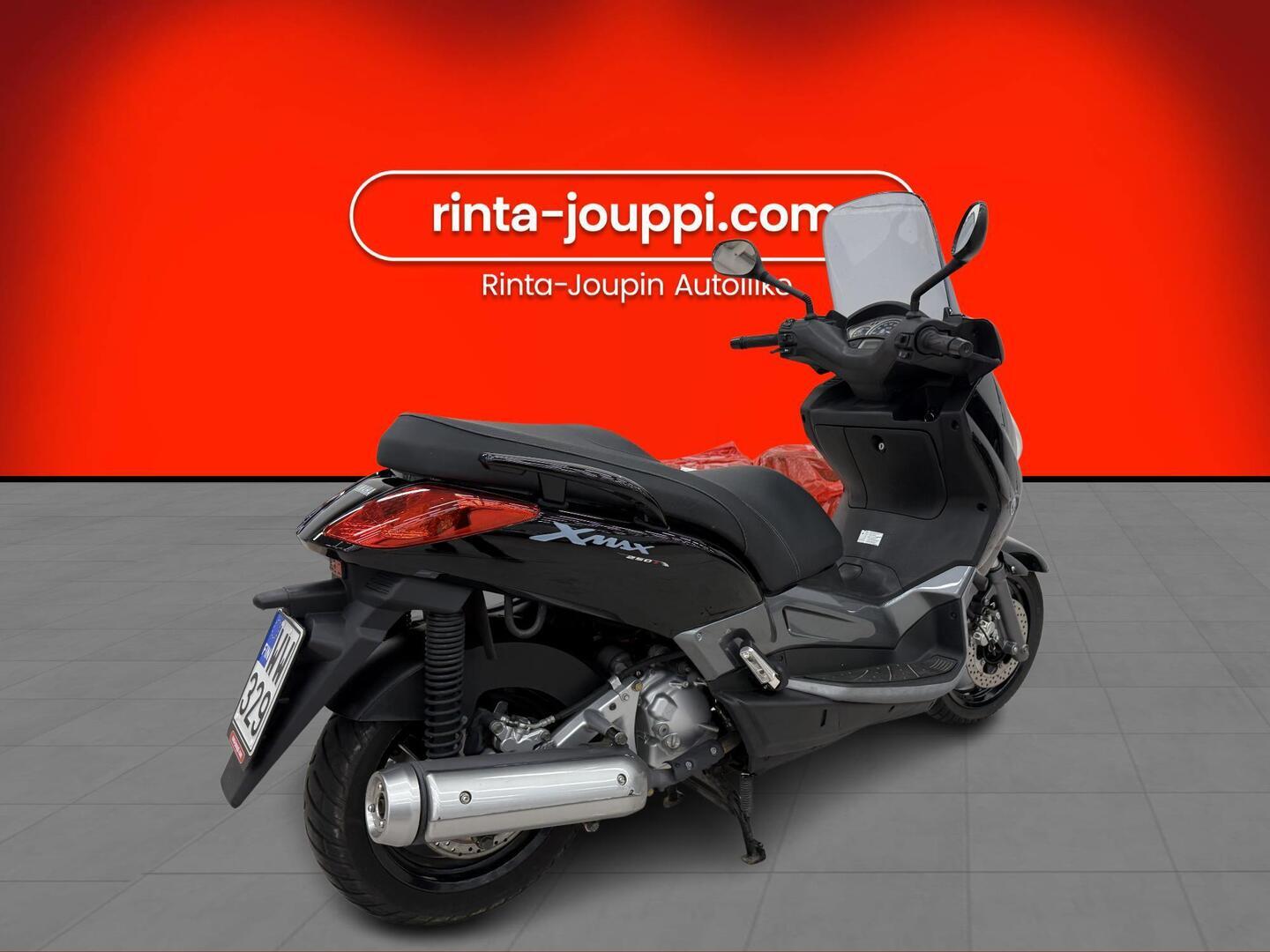 YAMAHA X-MAX 2009
