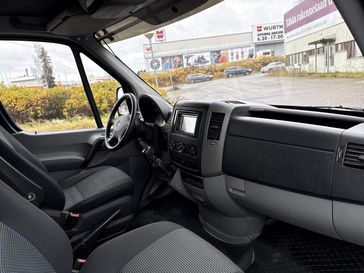 MERCEDES-BENZ Sprinter 2011