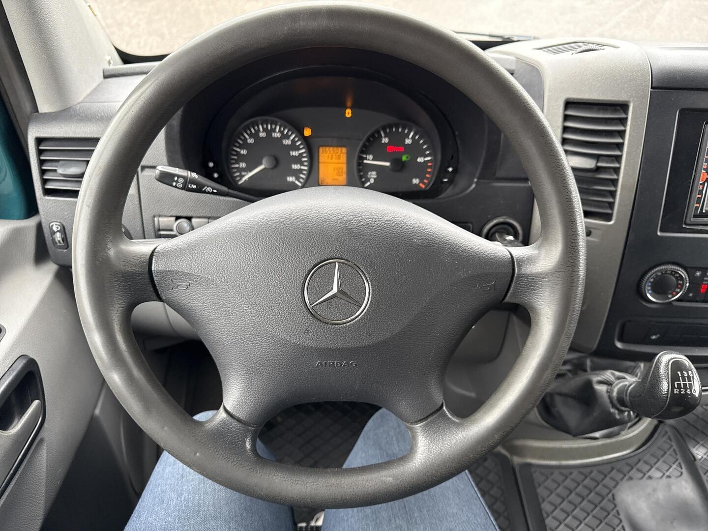 MERCEDES-BENZ Sprinter 2011