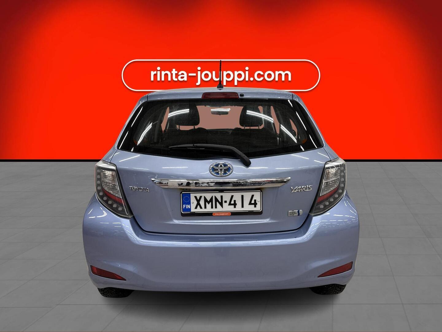 TOYOTA Yaris 2012