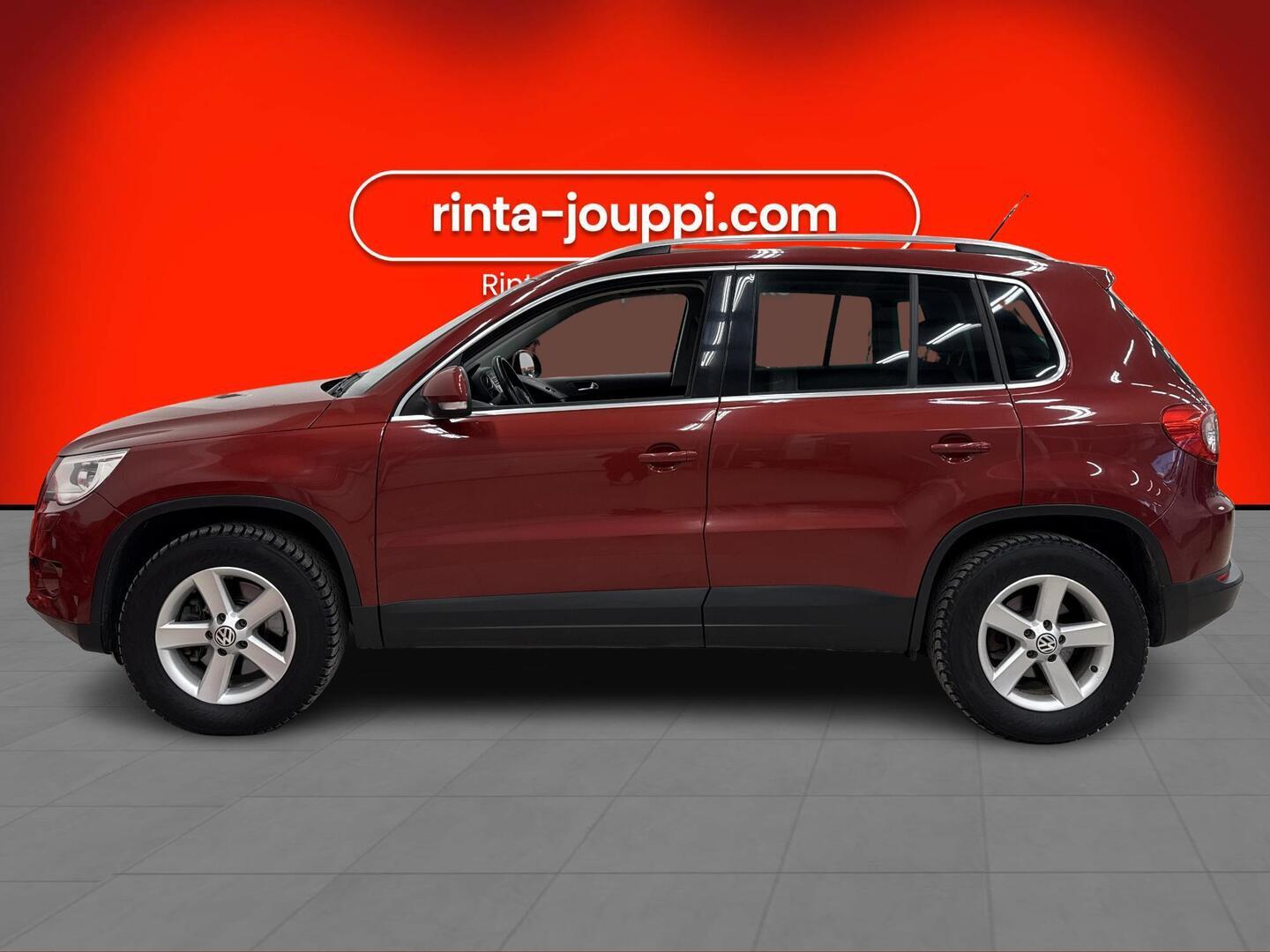 VOLKSWAGEN Tiguan 2011