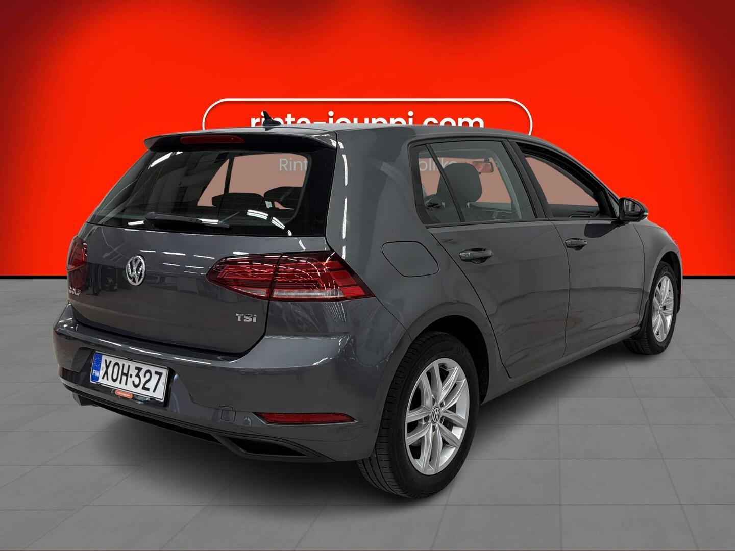 VOLKSWAGEN Golf 2017