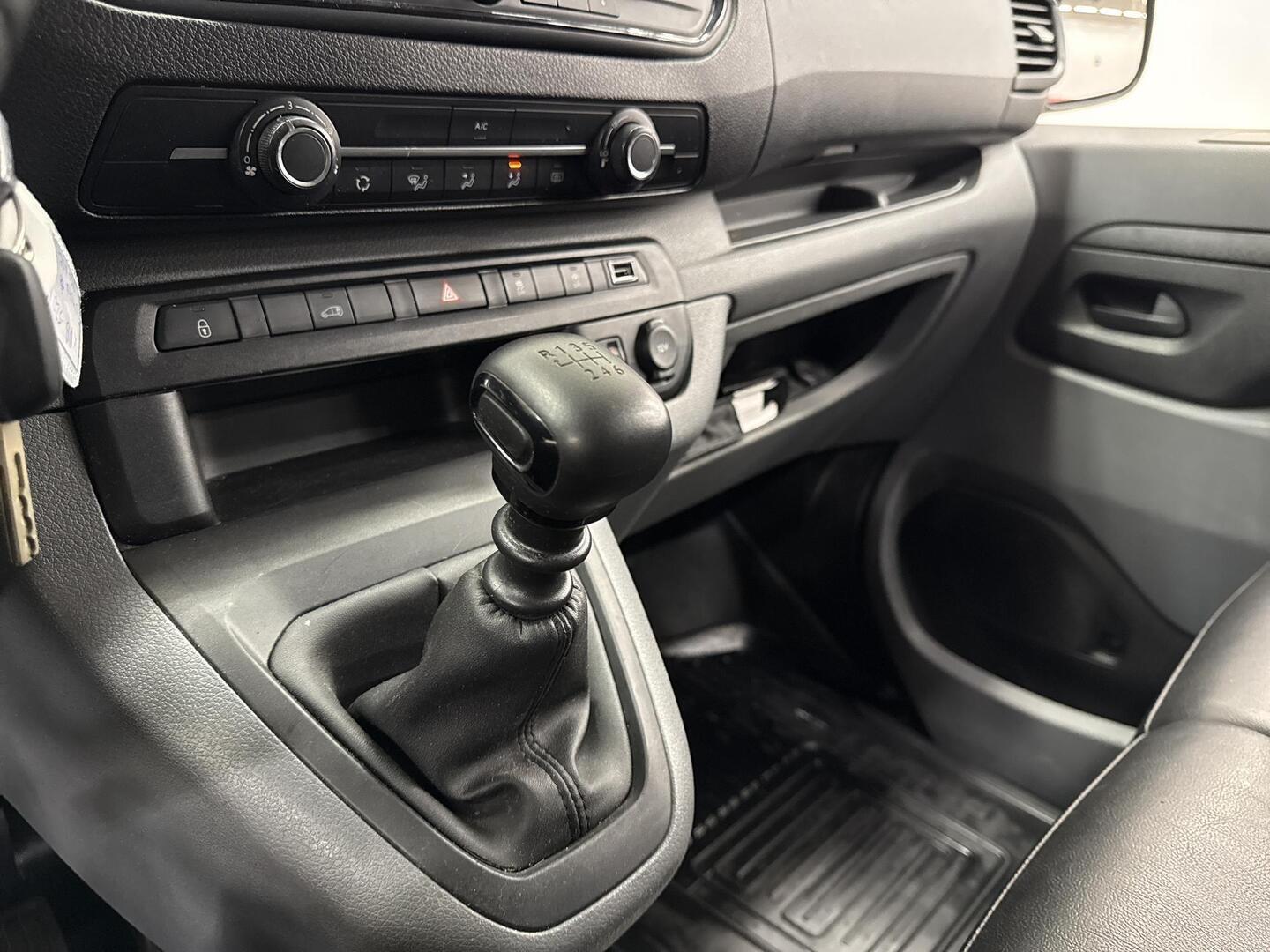 TOYOTA Proace 2020