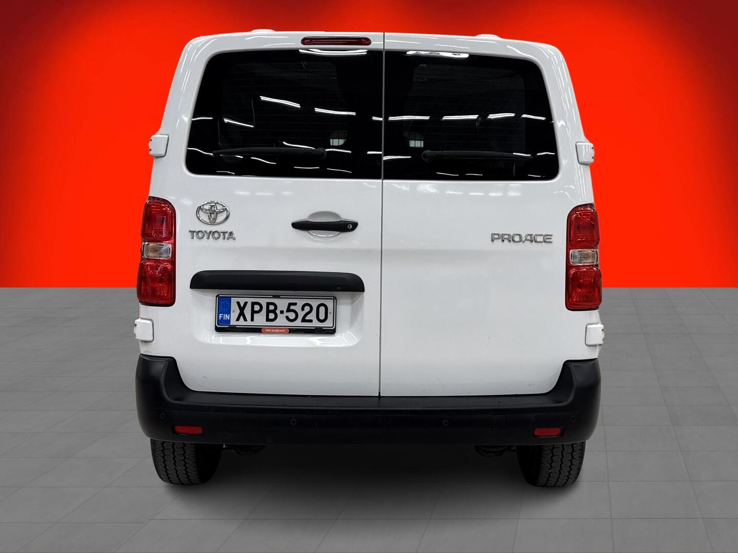 TOYOTA Proace 2020
