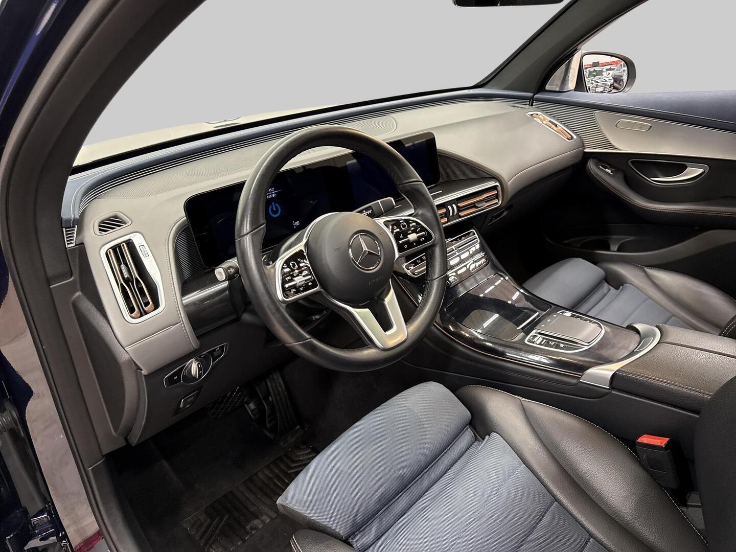 MERCEDES-BENZ EQC 2021