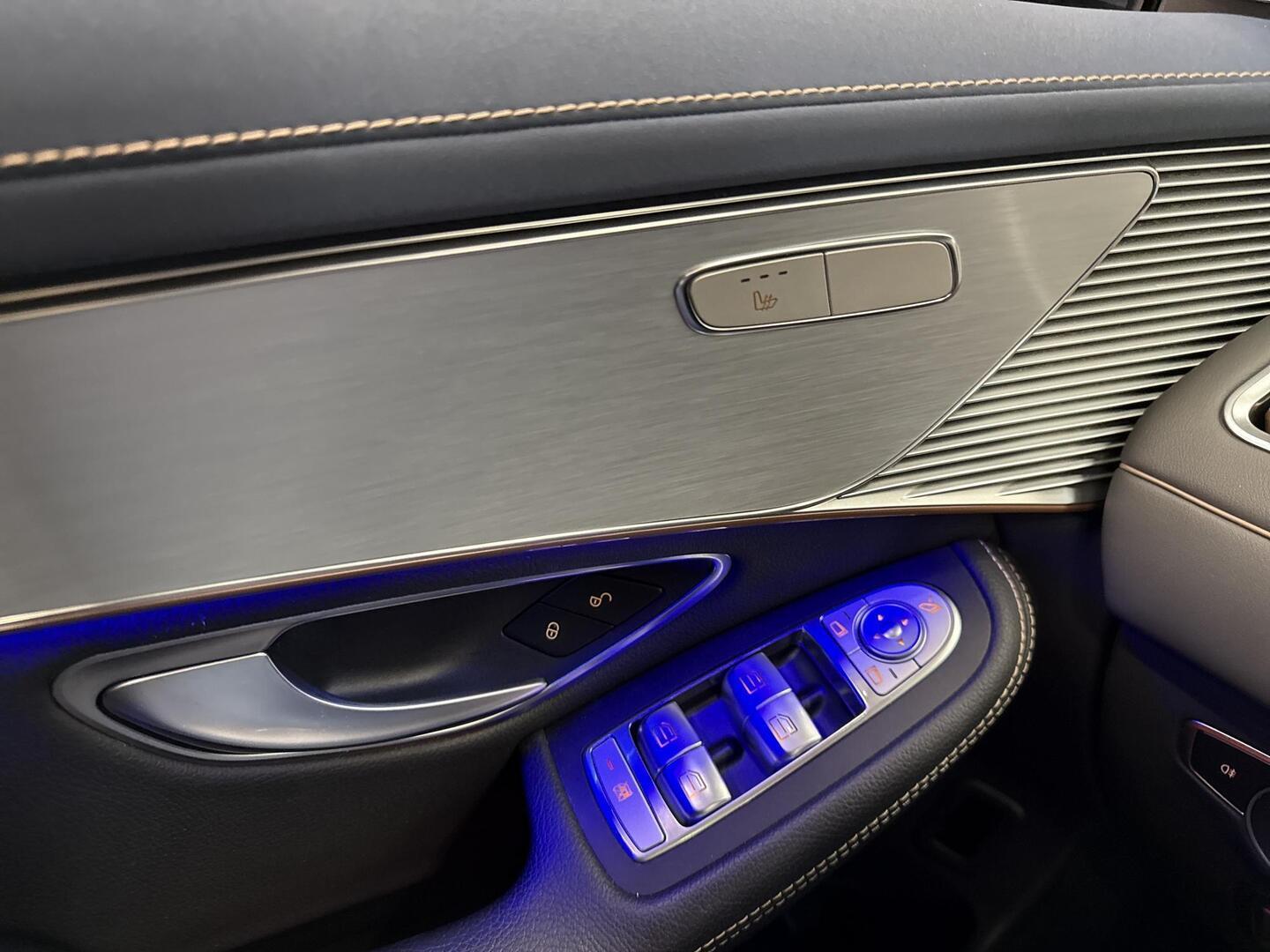 MERCEDES-BENZ EQC 2021