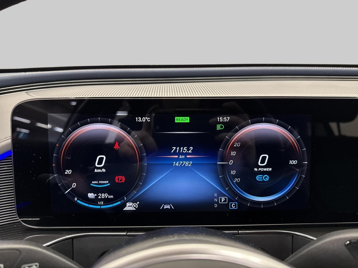 MERCEDES-BENZ EQC 2021