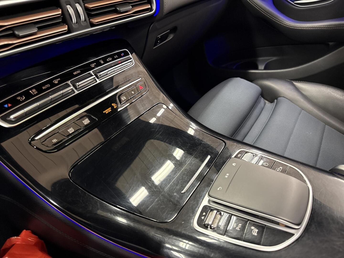 MERCEDES-BENZ EQC 2021