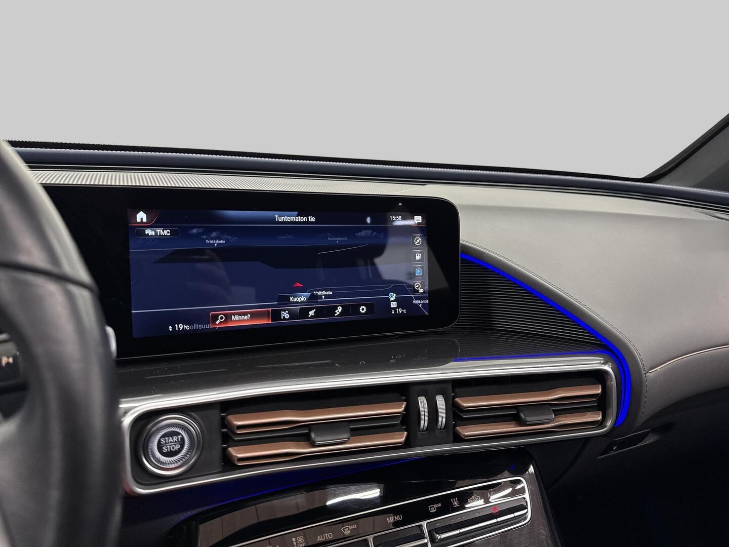 MERCEDES-BENZ EQC 2021