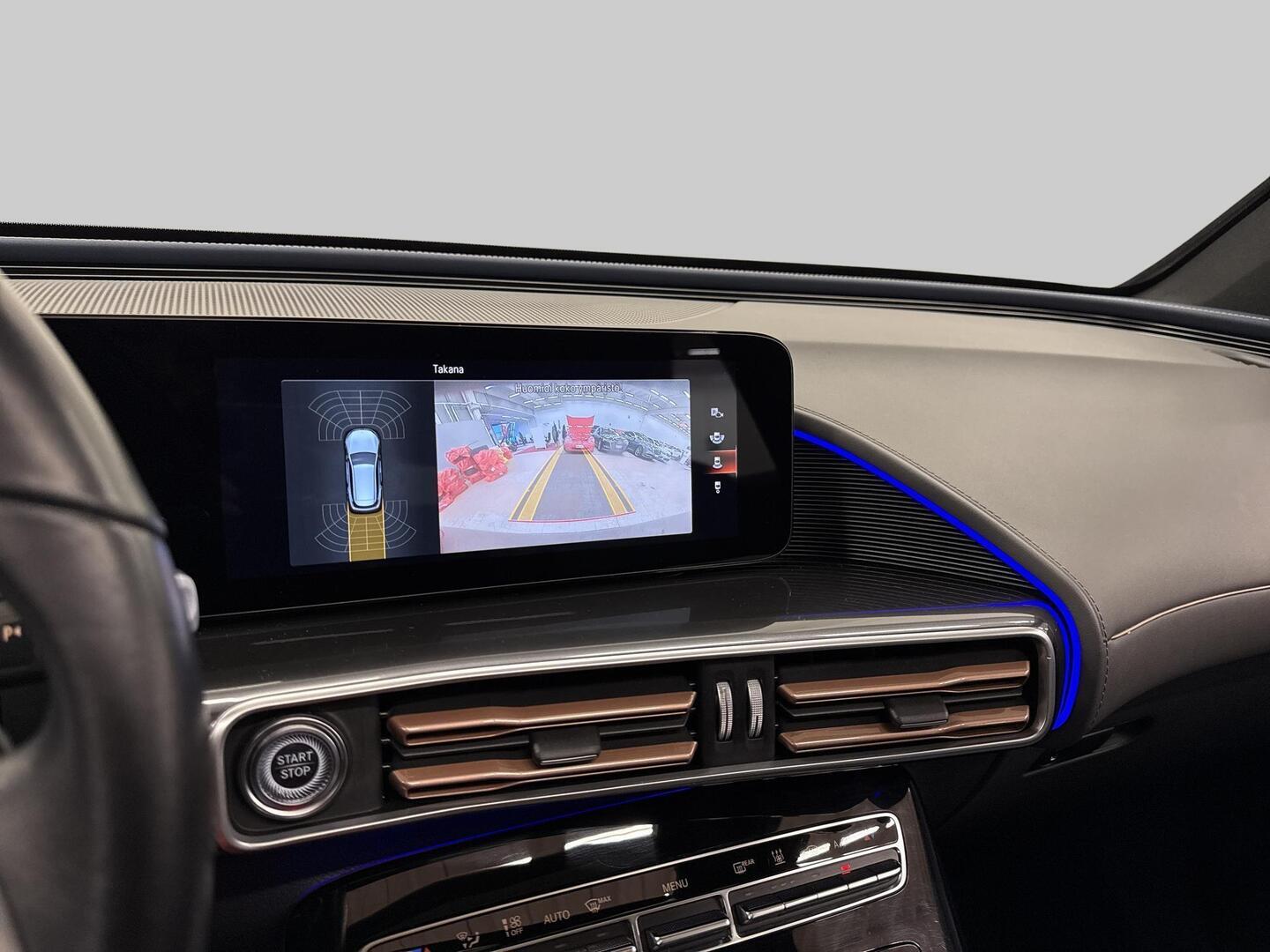 MERCEDES-BENZ EQC 2021