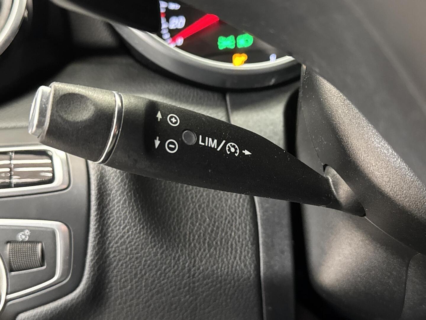 MERCEDES-BENZ C 2015