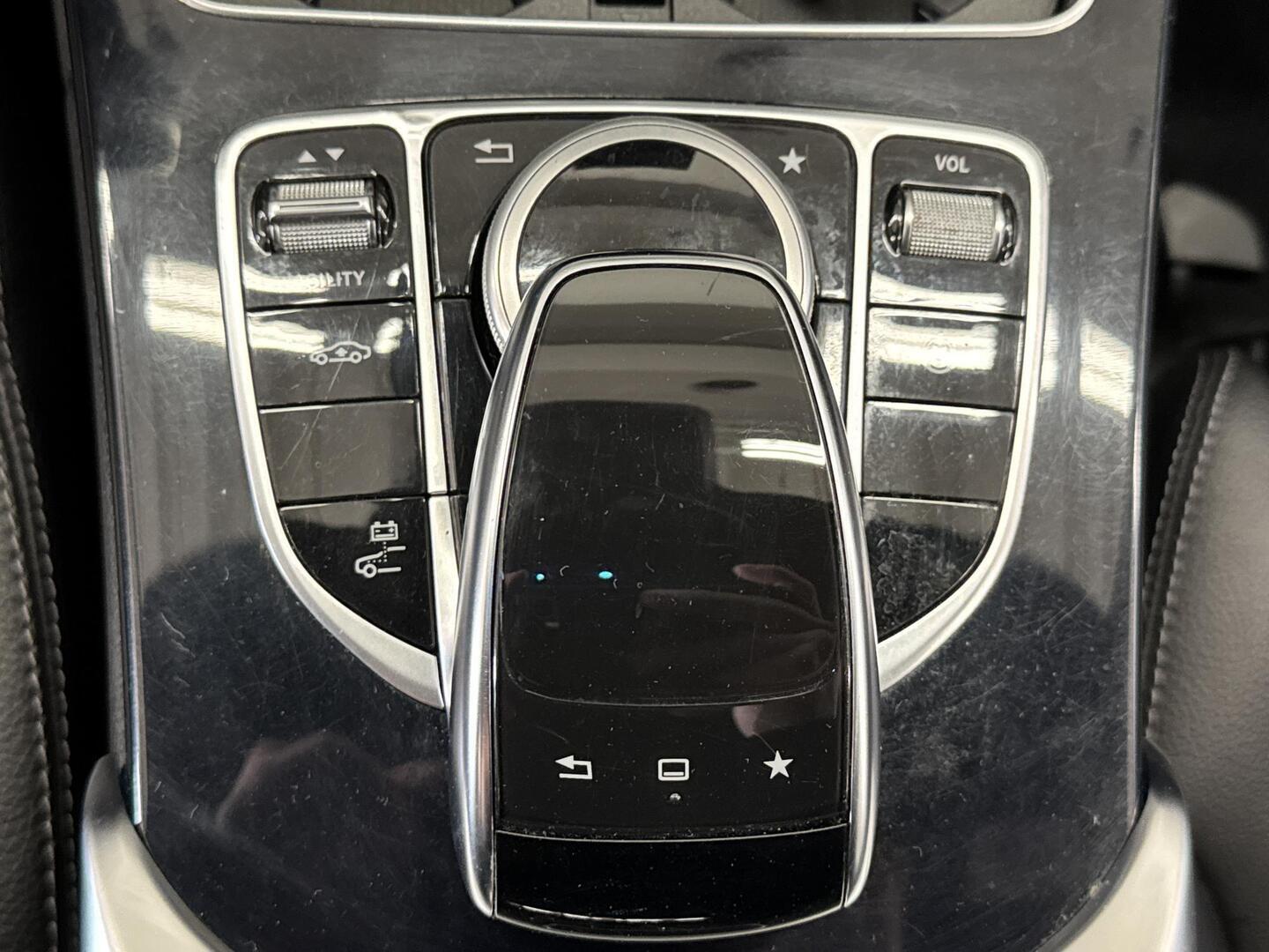 MERCEDES-BENZ C 2015