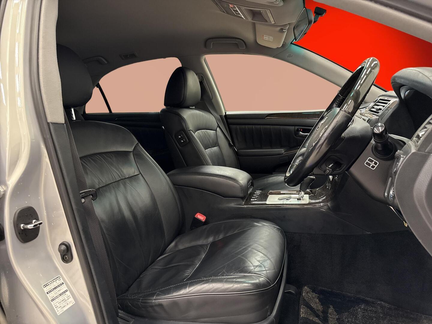 TOYOTA Crown 2004