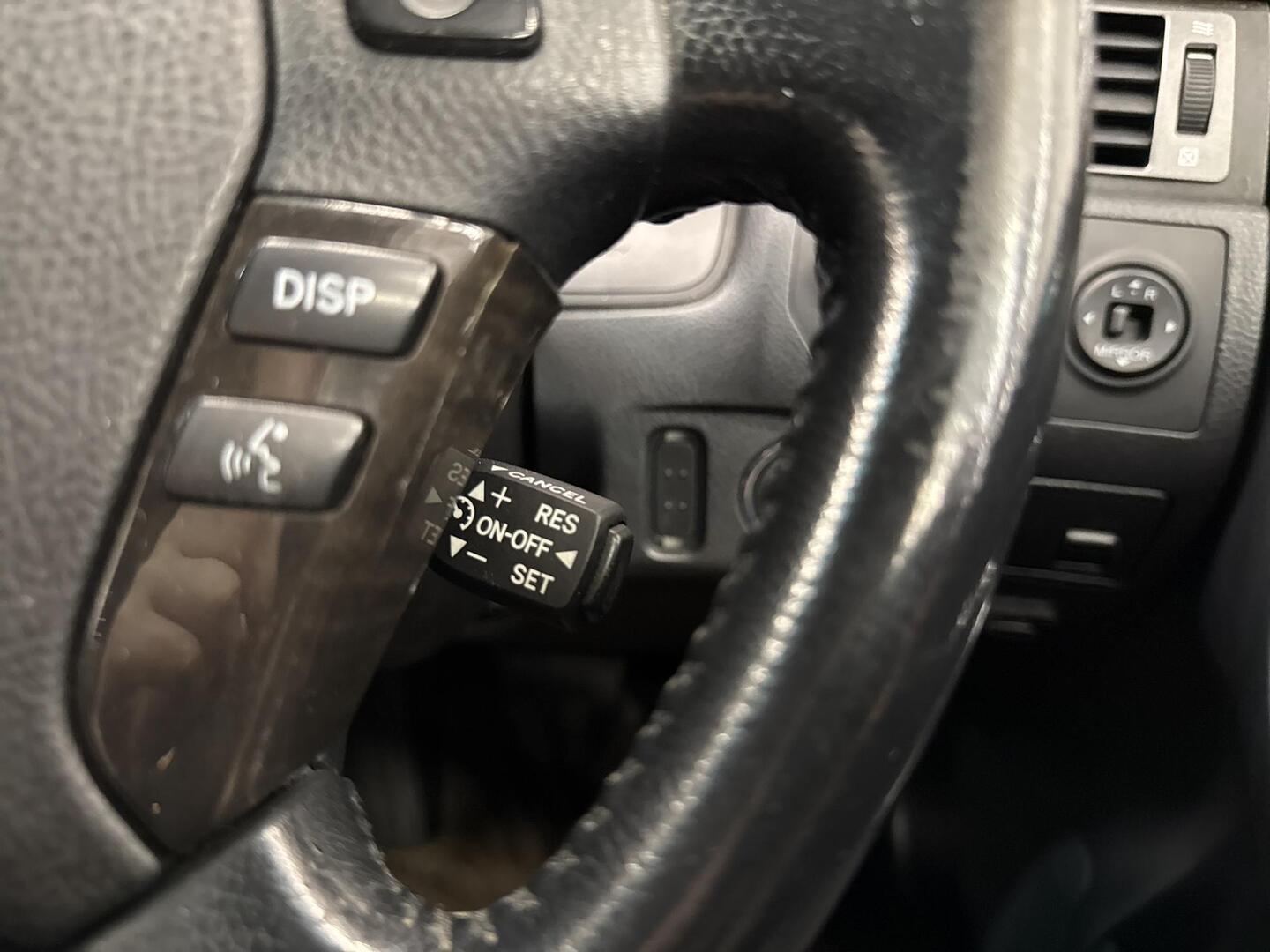TOYOTA Crown 2004