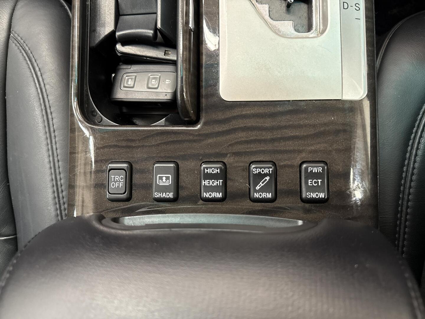 TOYOTA Crown 2004