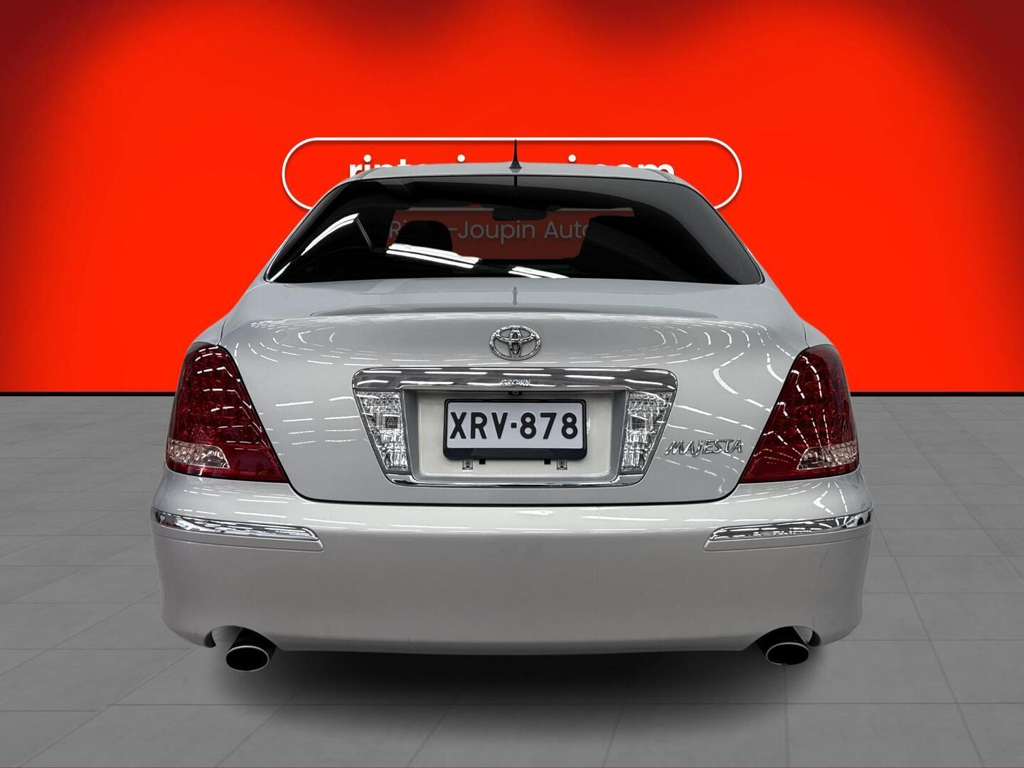 TOYOTA Crown 2004