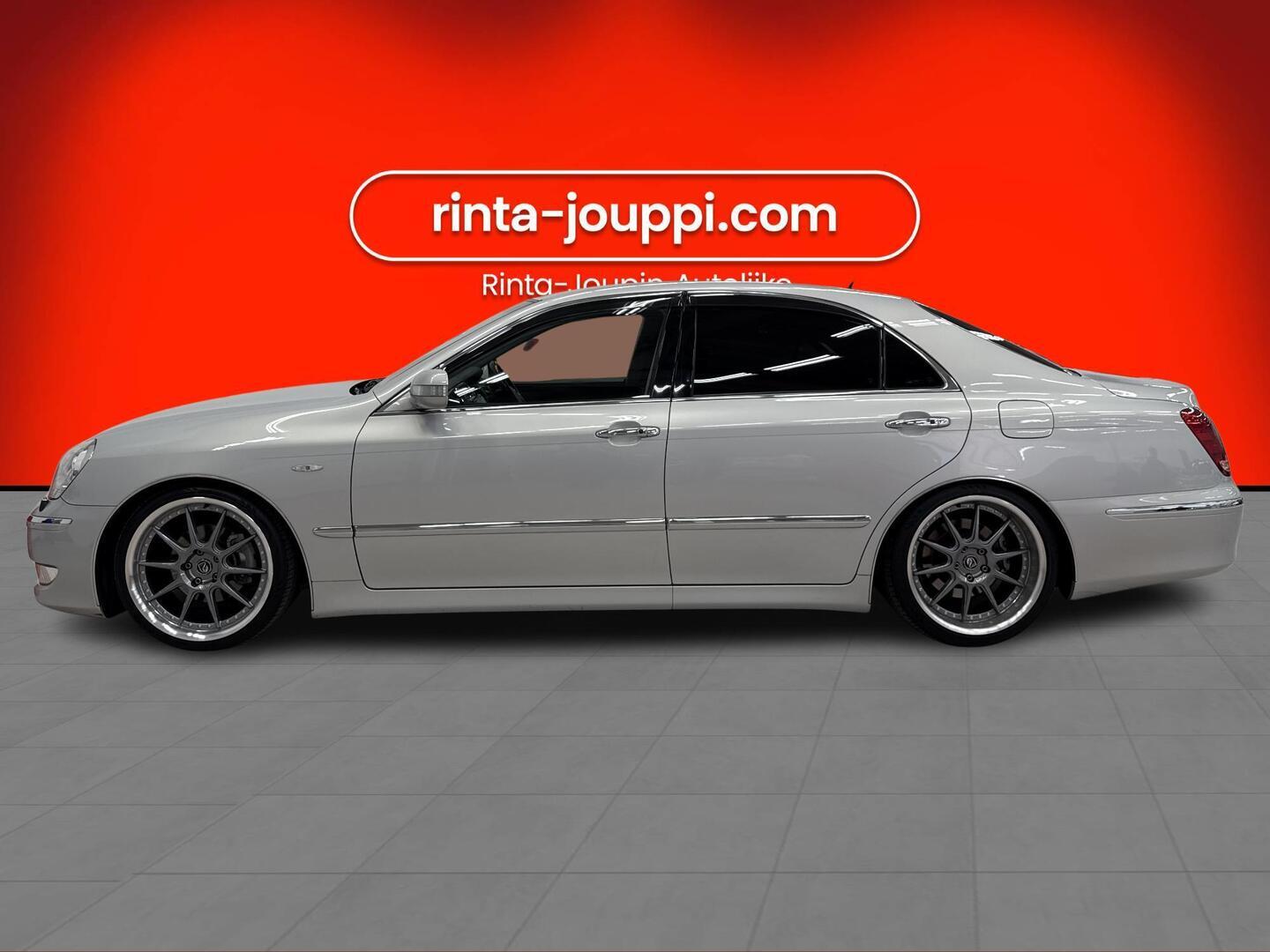 TOYOTA Crown 2004