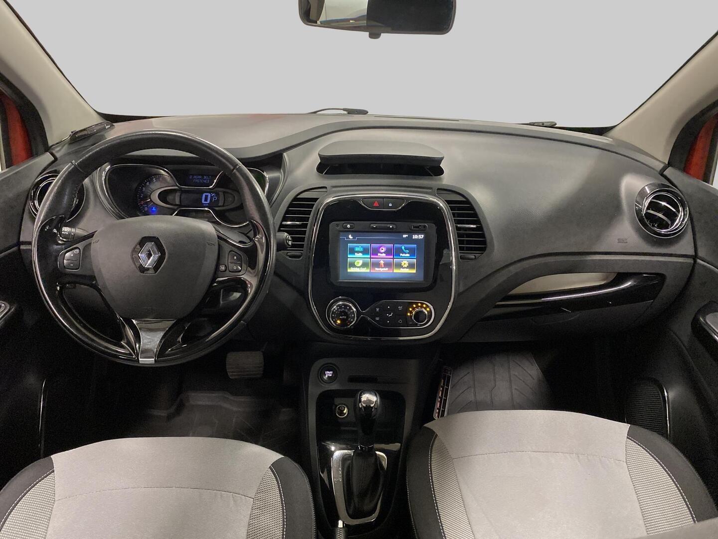 RENAULT Captur 2016
