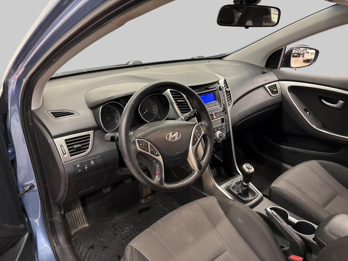 HYUNDAI i30 Wagon 2012