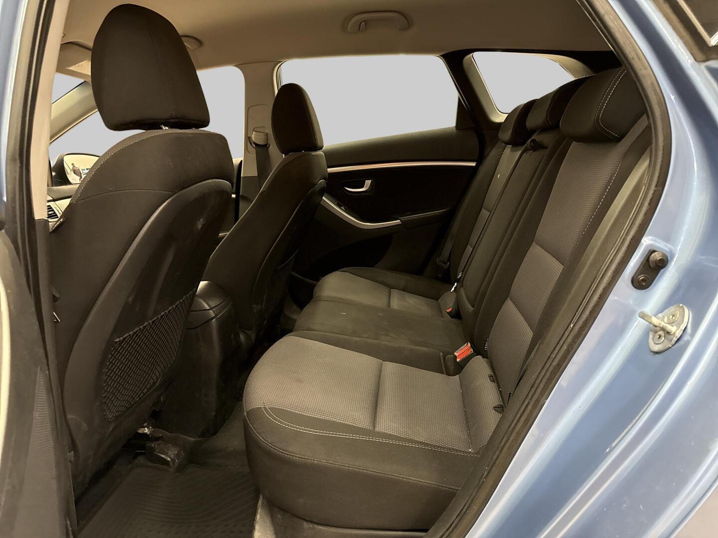 HYUNDAI i30 Wagon 2012